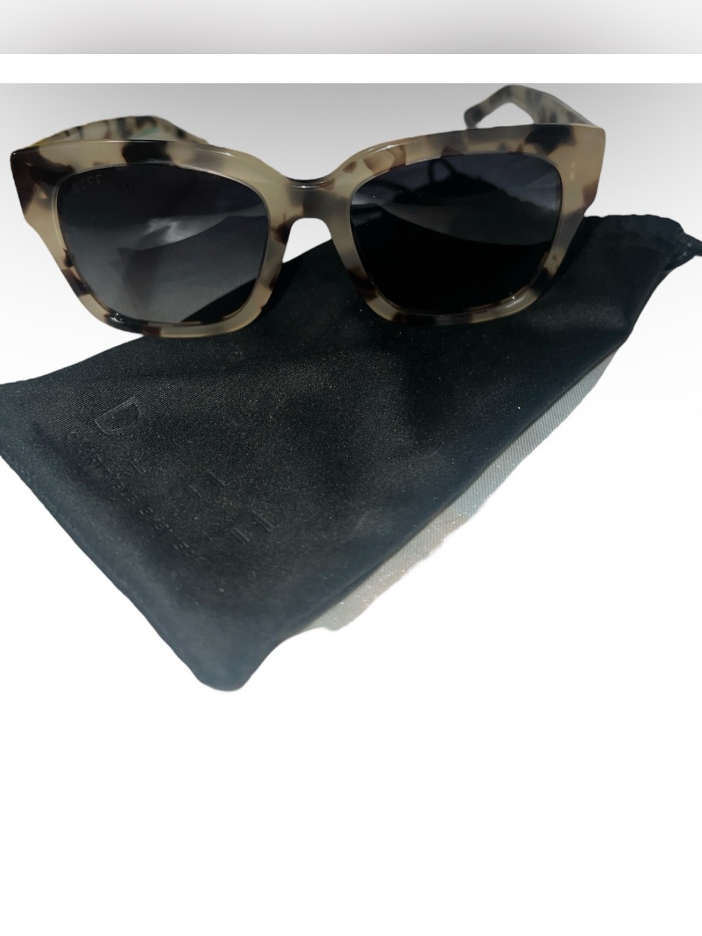Diff Eyewear Tortoiseshell Square Sunglasses - Black Lenses